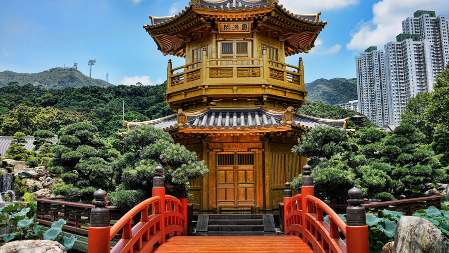 See Famous Pagodas in HK