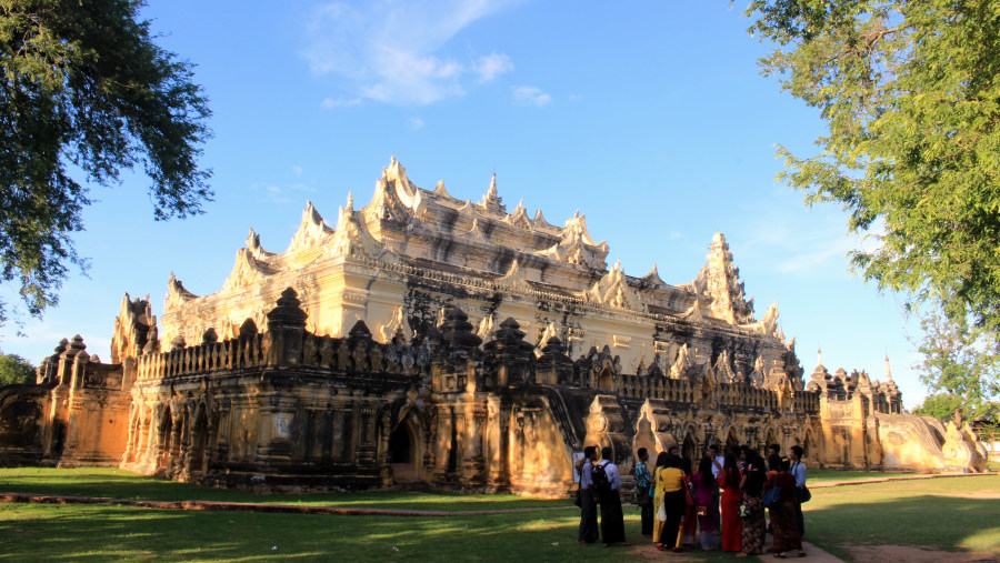 Visit the Maenu brick monastery