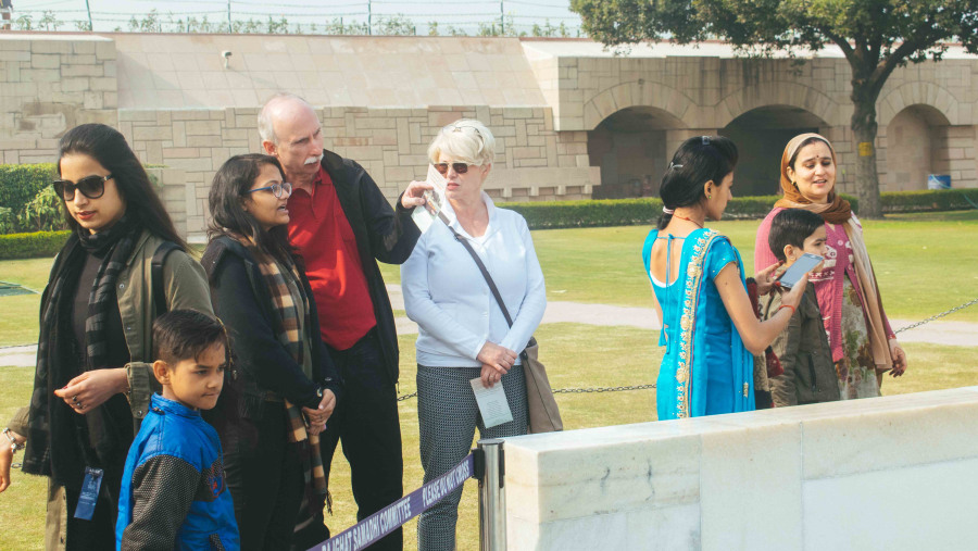 Explore Raj Ghat of Delhi