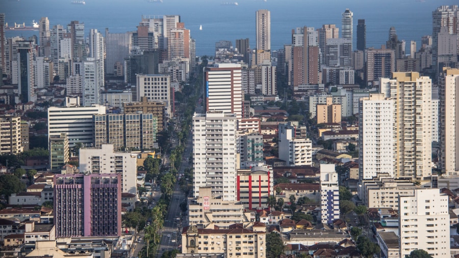 Explore the city of Santos