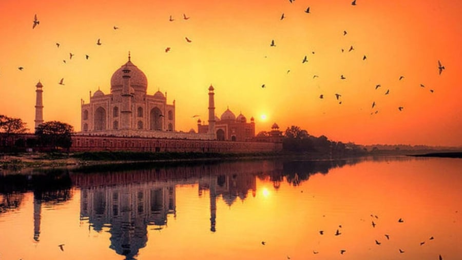 Taj Mahal at sunrise