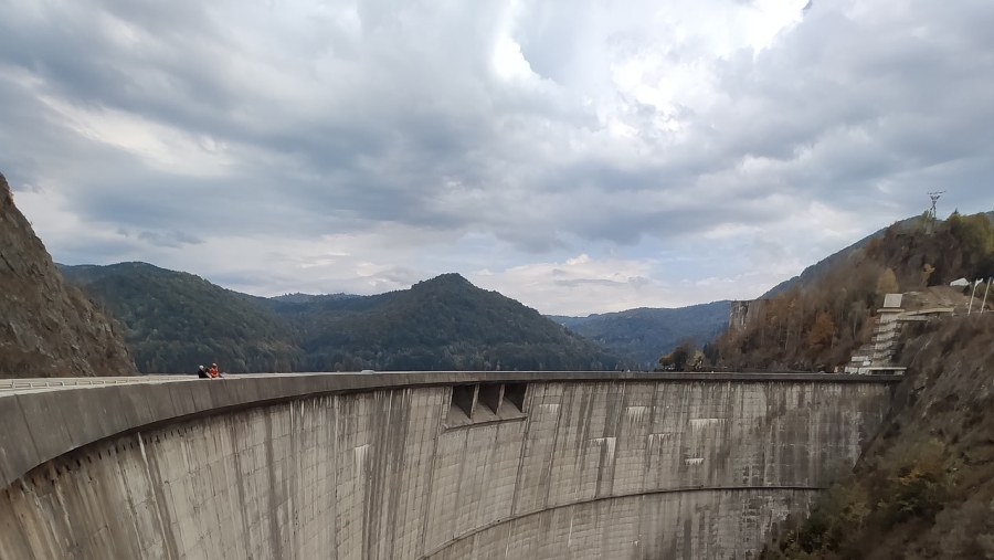 Vidraru Dam