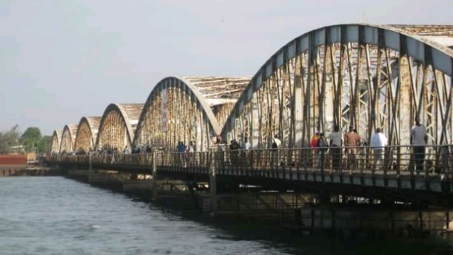 Saint Louis :the Faidherbe bridge