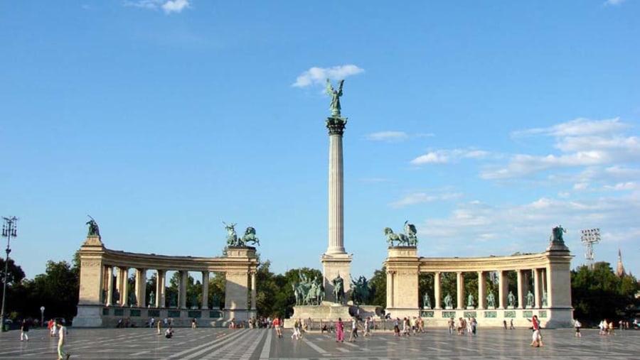 Heroes' Square