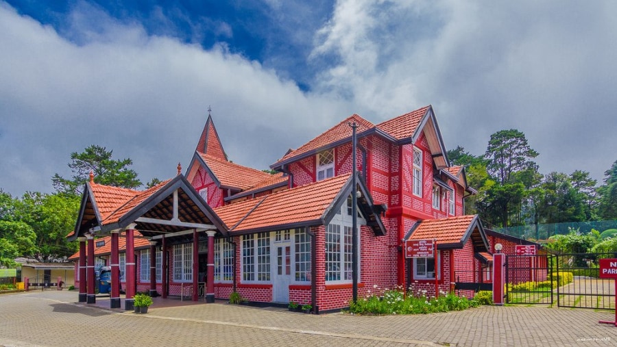 Pink Post Office