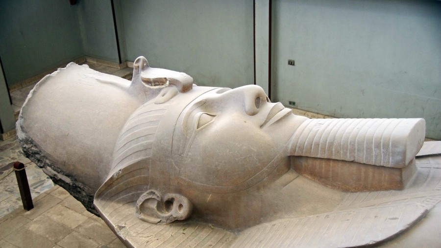 Statue of Ramesses II, Memphis