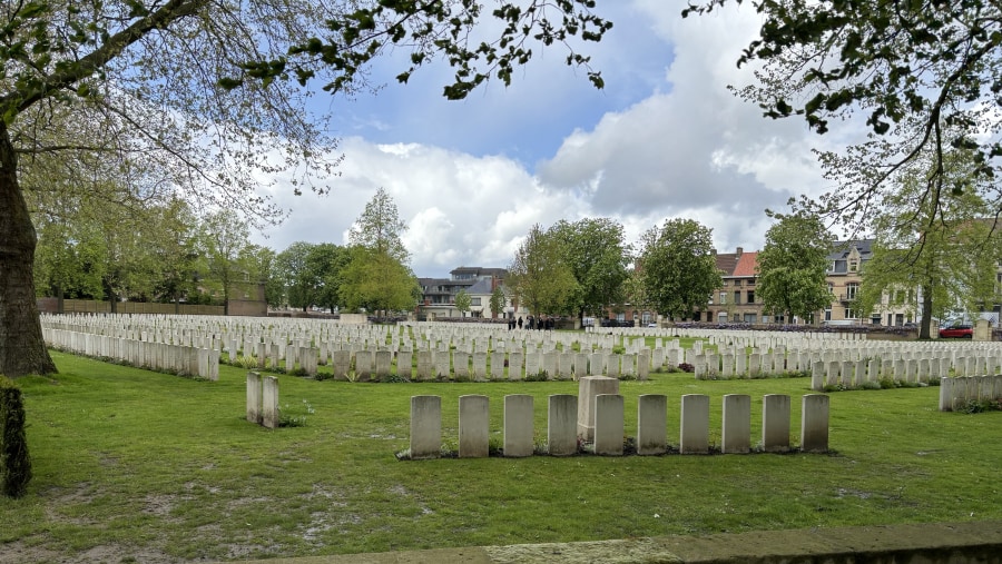 Ypres Reservoir Cemetry