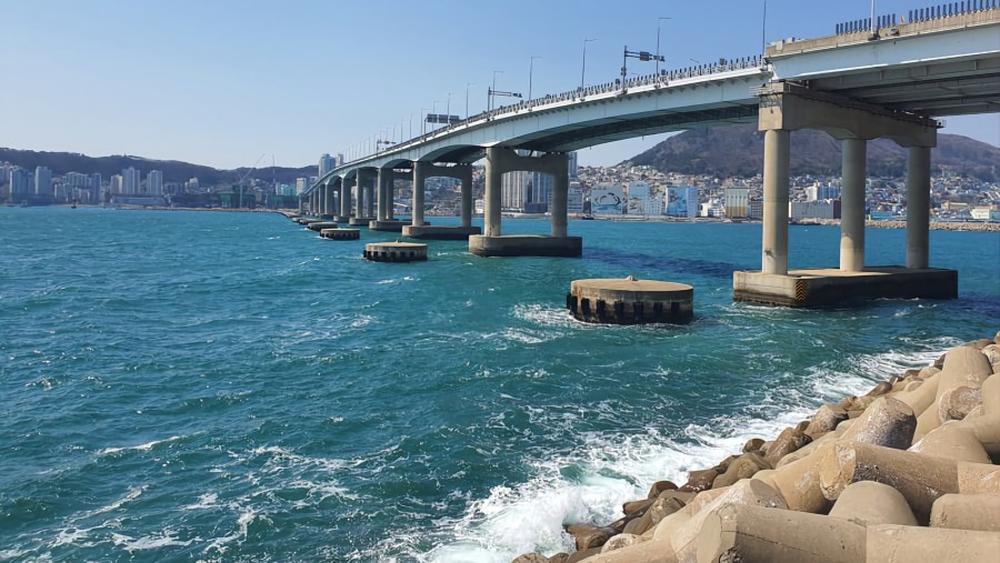 Busan Namhang Bridge