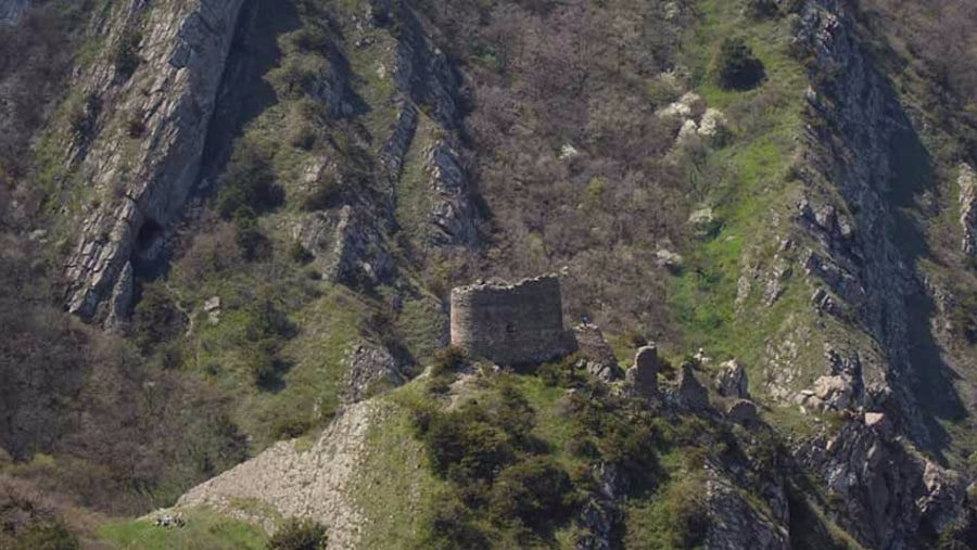 See the ancient ruins of the early Georgian Kingdom of Iberia