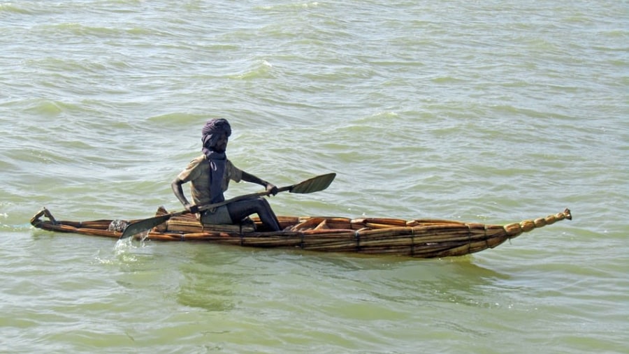 Rowing a reed boat in Lake Tana