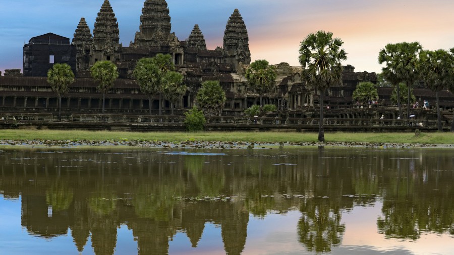 Visit incredible temples of Siem Reap