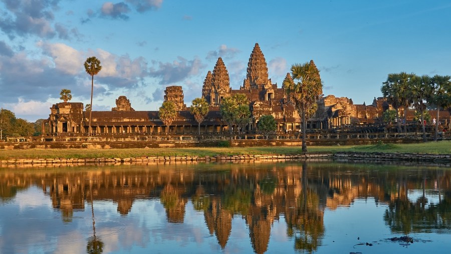 Explore the Vast Angkor Wat Temple