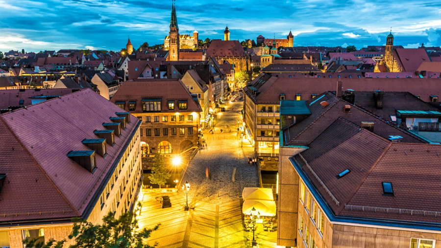 See the night view of Nuremberg City