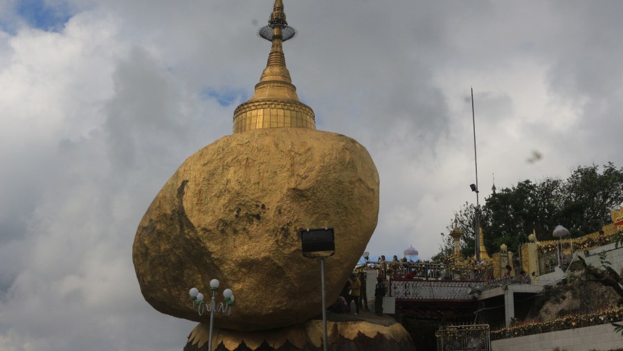 Kyaiktiyo Pagoda