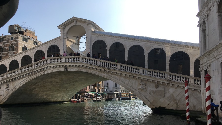 The Rialto bridge