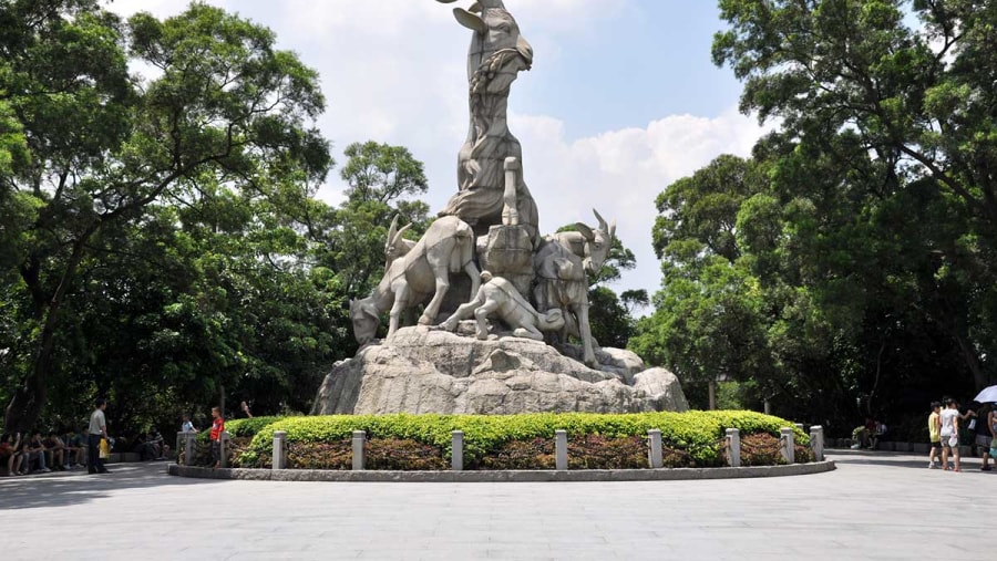 Go to the Famous Yuexiu Park