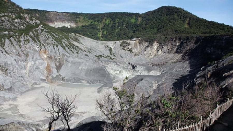 Tangkuban Perahu