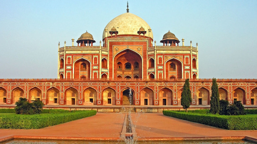 Admire Humayun's Tomb, New Delhi