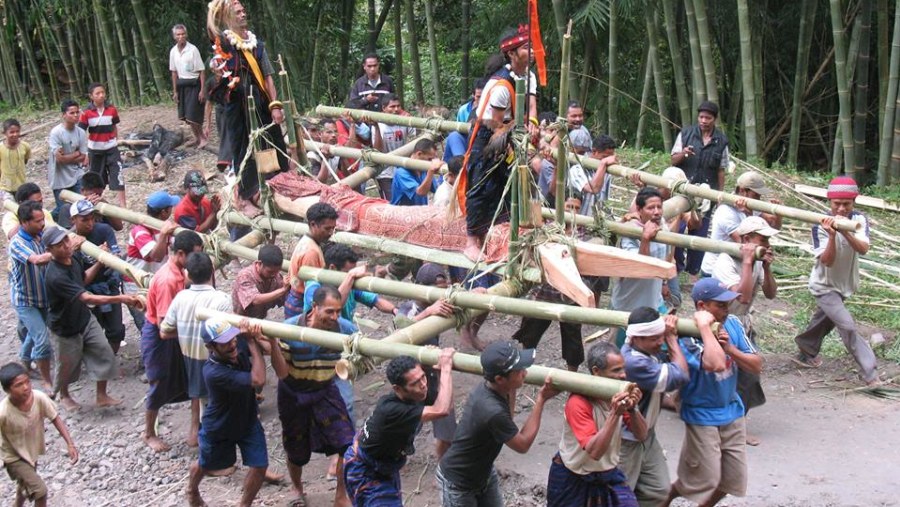 Ritual of Building A Ngadu--Symbol of Male Ancestor