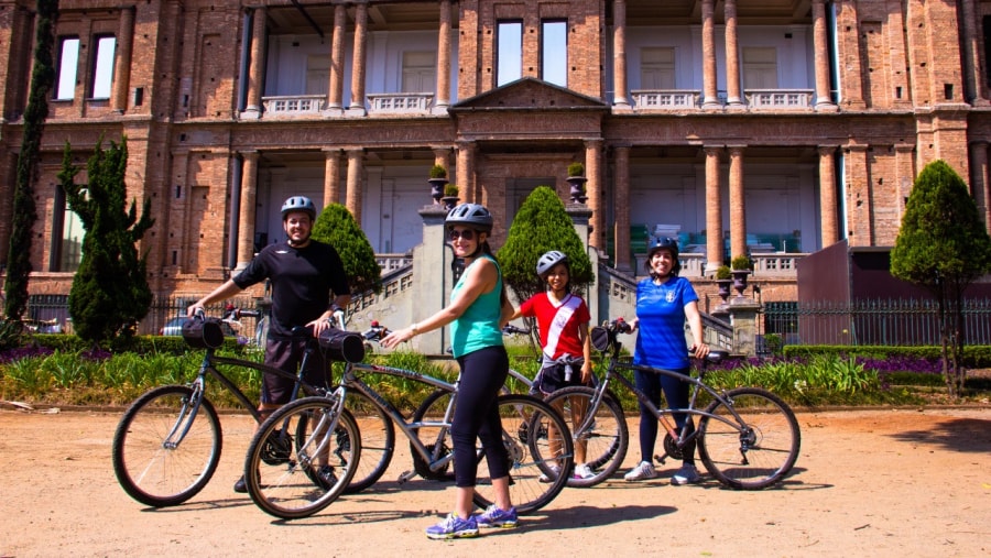 Cycle through the São Paulo Downtown