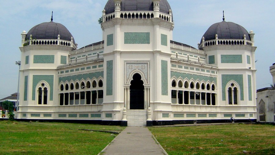 Visit Raya Al Mahsun Masjid, Medan, Indonesia