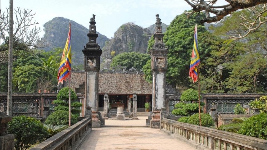 Hoa Lu citadel