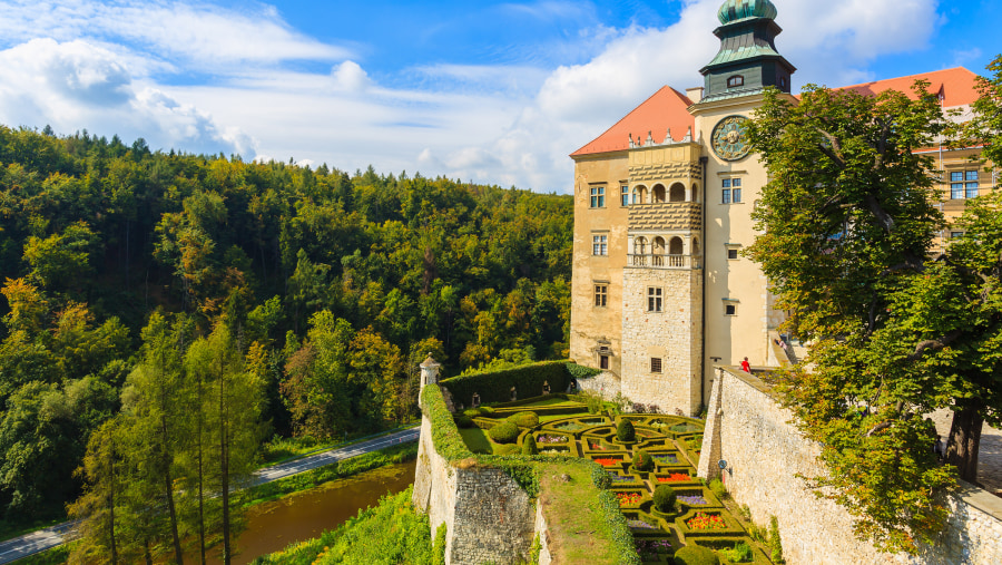 Castle in Pieskowa Ska?a Poland
