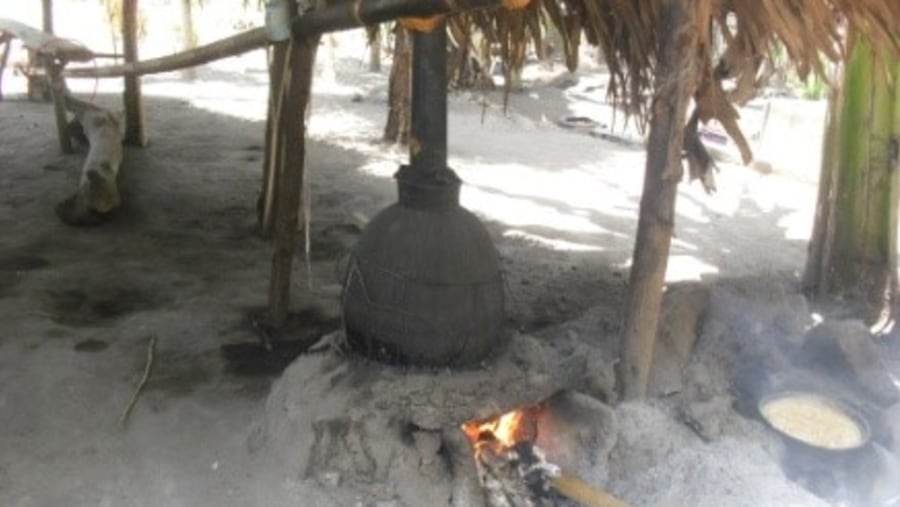 The process of distilling palm sap into Arak/ Wine