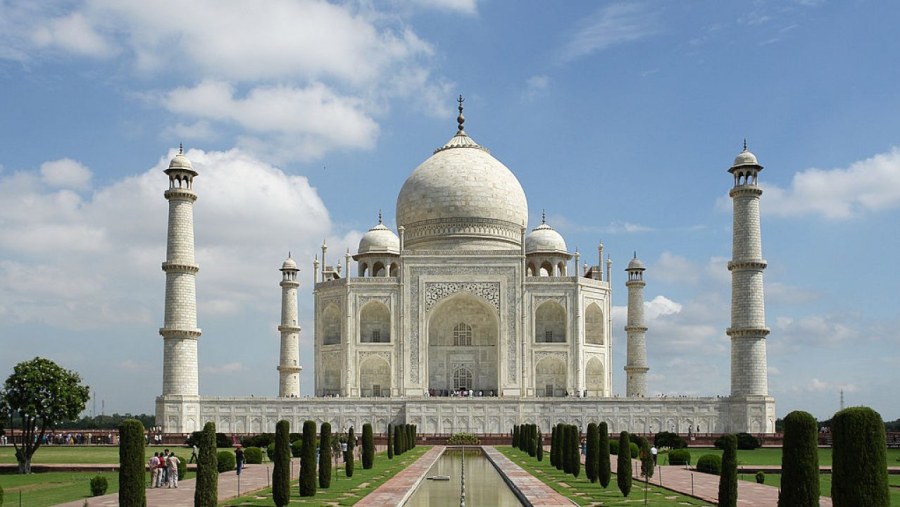See the Beautiful Taj Mahal