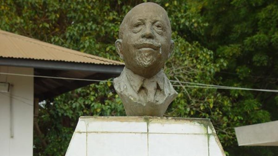 Bust of W.E.B Du Bois at the Du Bois Center in Accra