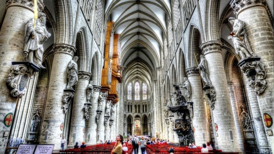 St. Michael and St. Gudula Cathedral (inside)