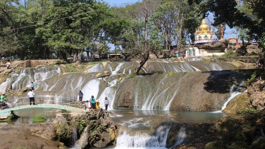 Visit B.E Waterfall, Pyin Oo Lwin, Myanmar