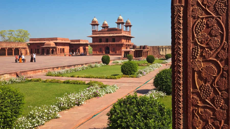 Diwan-i-Khas Hall in Fatehpur Sikri