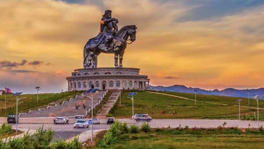 Chinggis Khaan Statue Complex