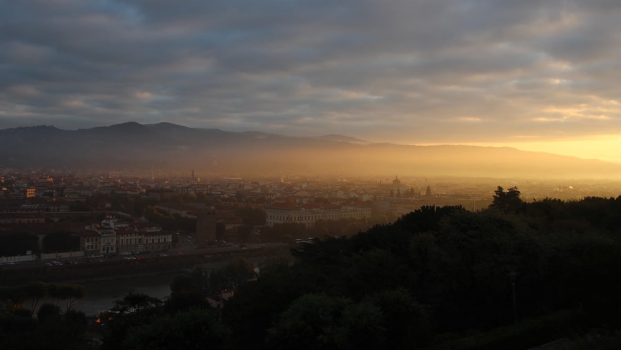 Explore Florence at daybreak