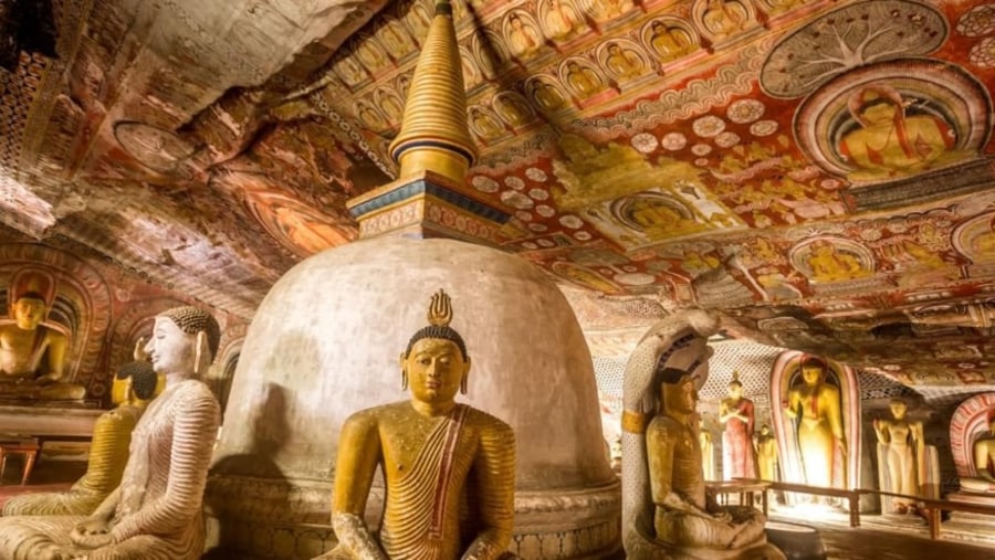 Dambulla Cave temple 