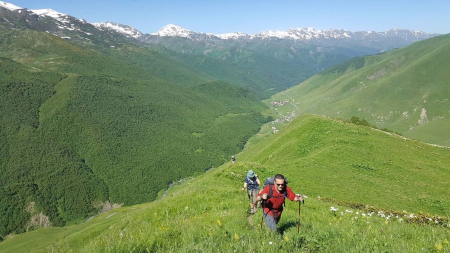 Trekking on the Caucasus mountains