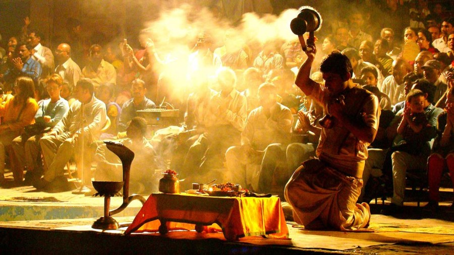 Rituals by the Varanasi ghats