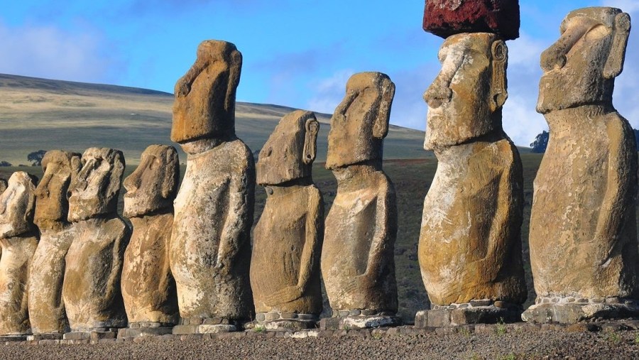 Moai Statues