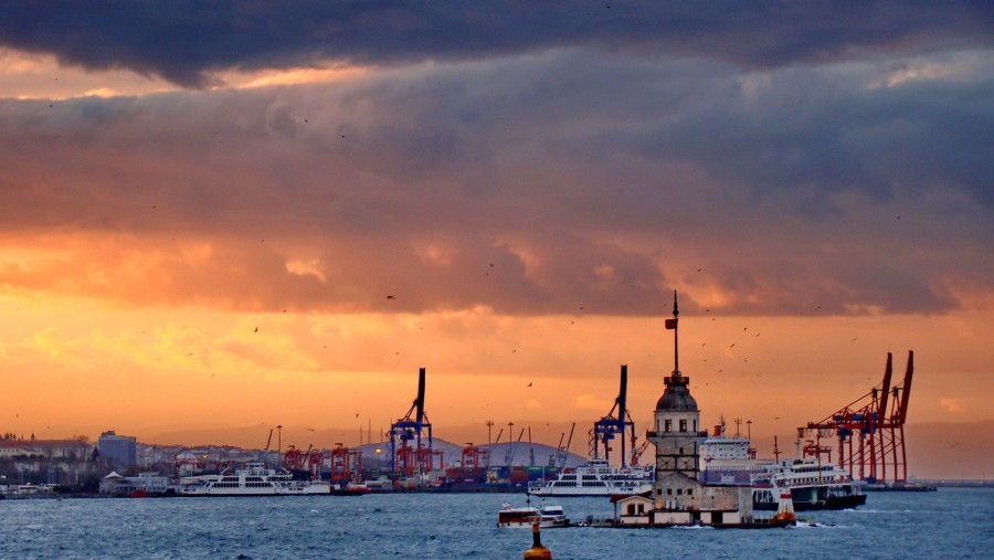 Sail along the Bosphorus Strait