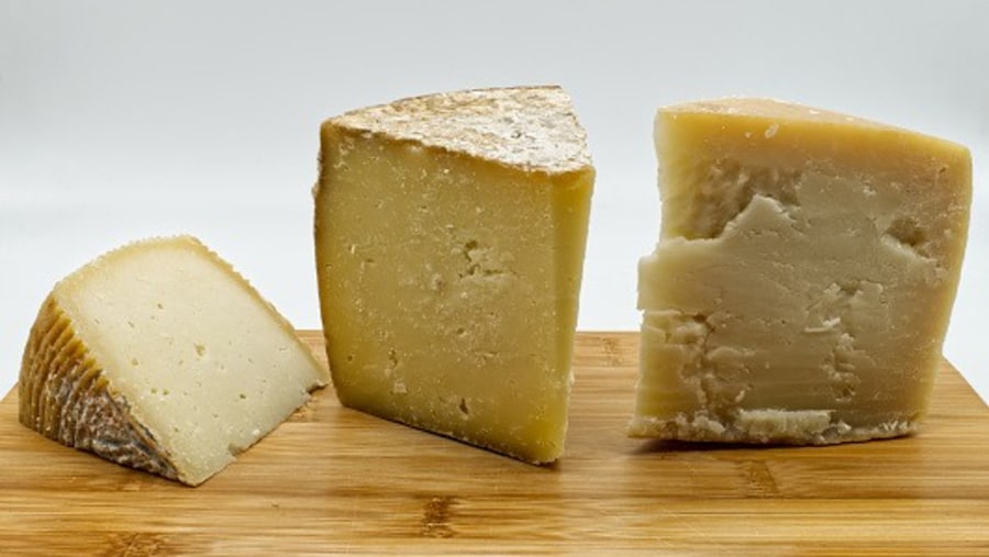 Pecorino Ciciliano Cheese