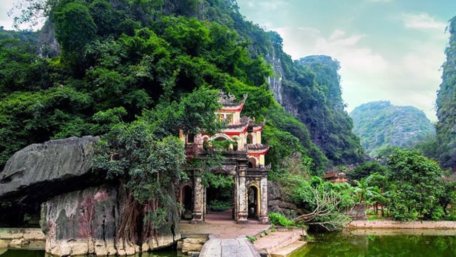 Explore the ancient capital of Hoa Lu