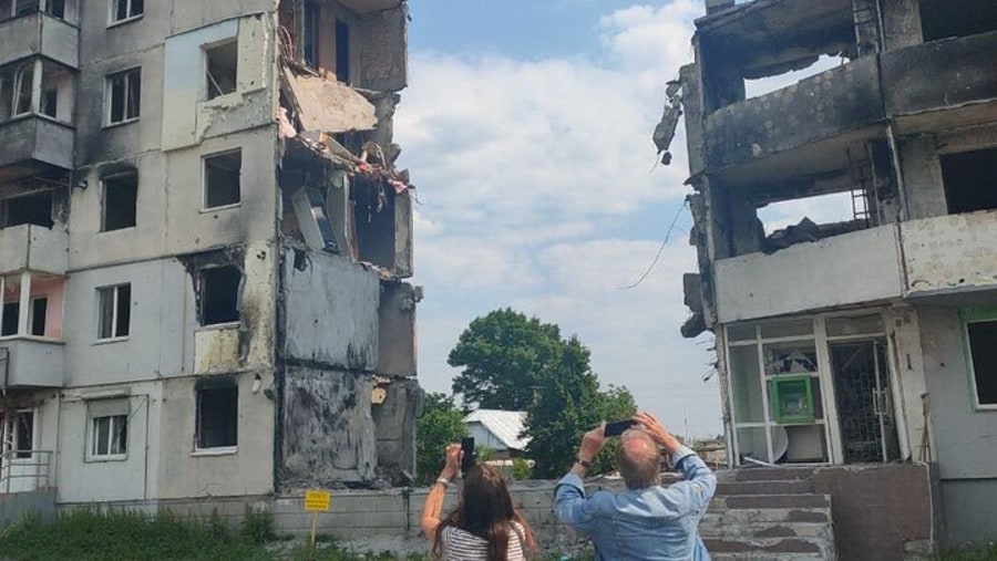 Travelers in Kyiv