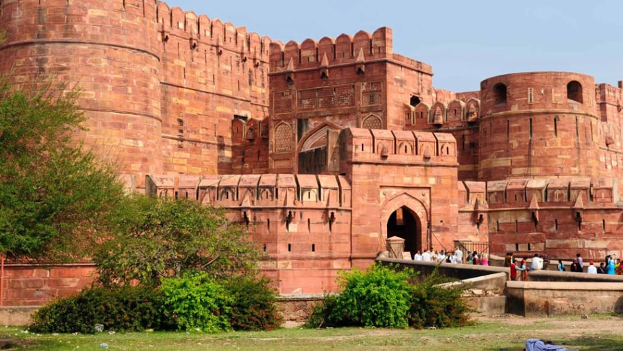 majestic view of Agra Fort