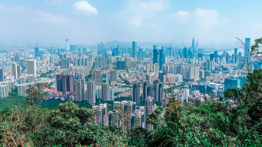 Take in the beautiful view of the Shenzhen city