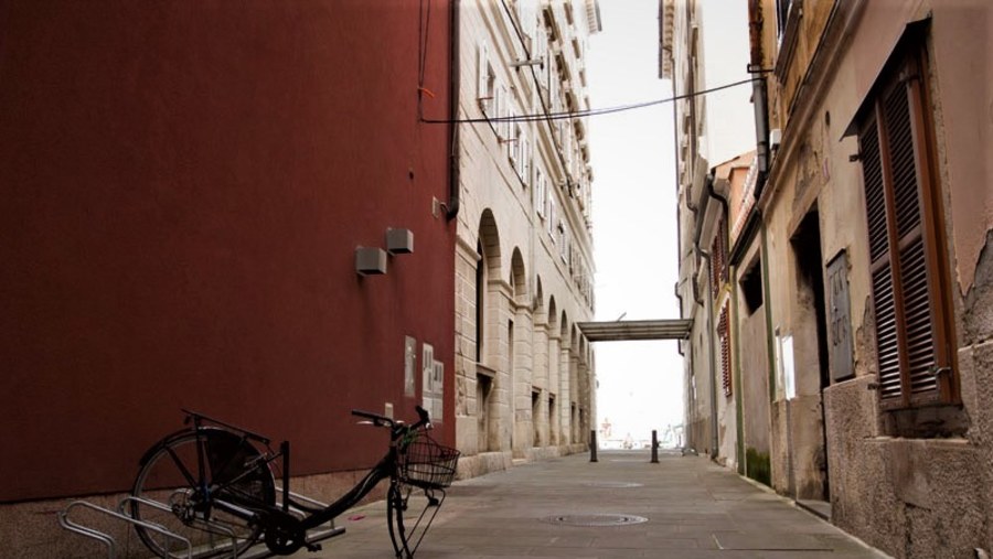 Stroll through the streets of Piran