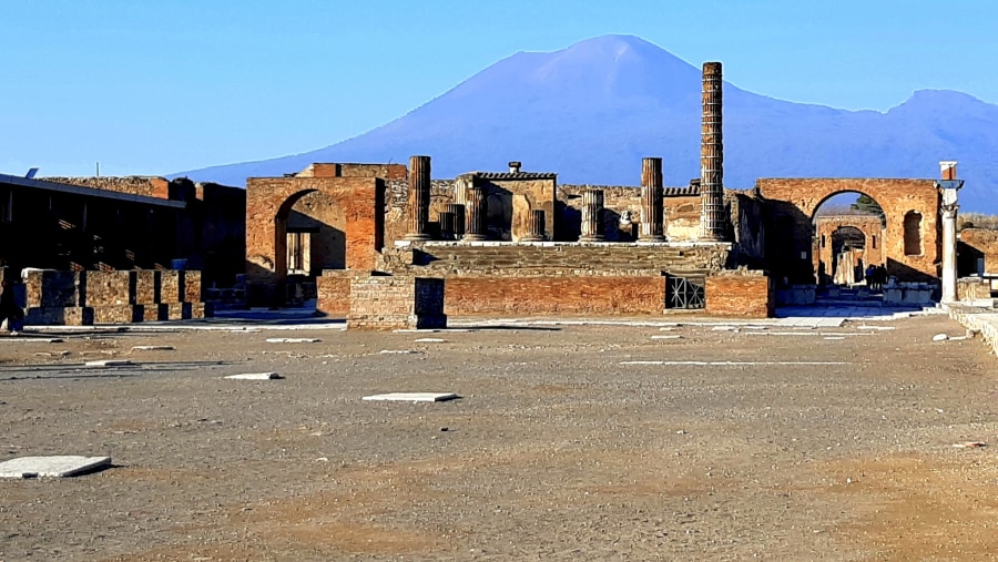 Pompeii ruins