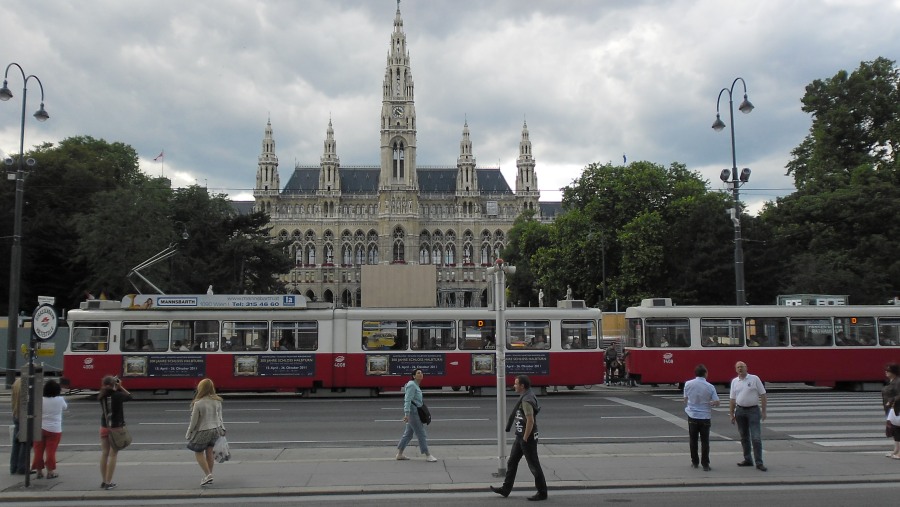 Parliament At Oper Ring