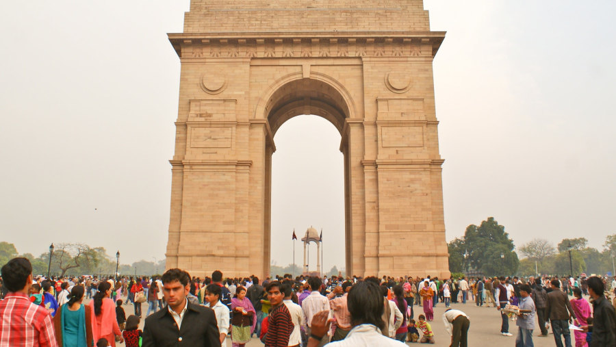 Indian Gate is a War memorial monument located in Delhi.