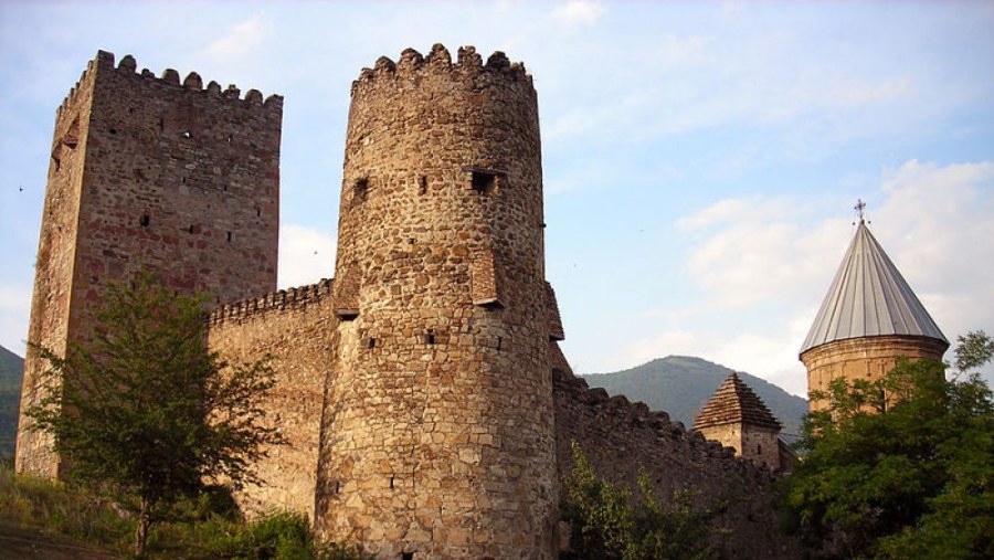 Ananuri Fortress